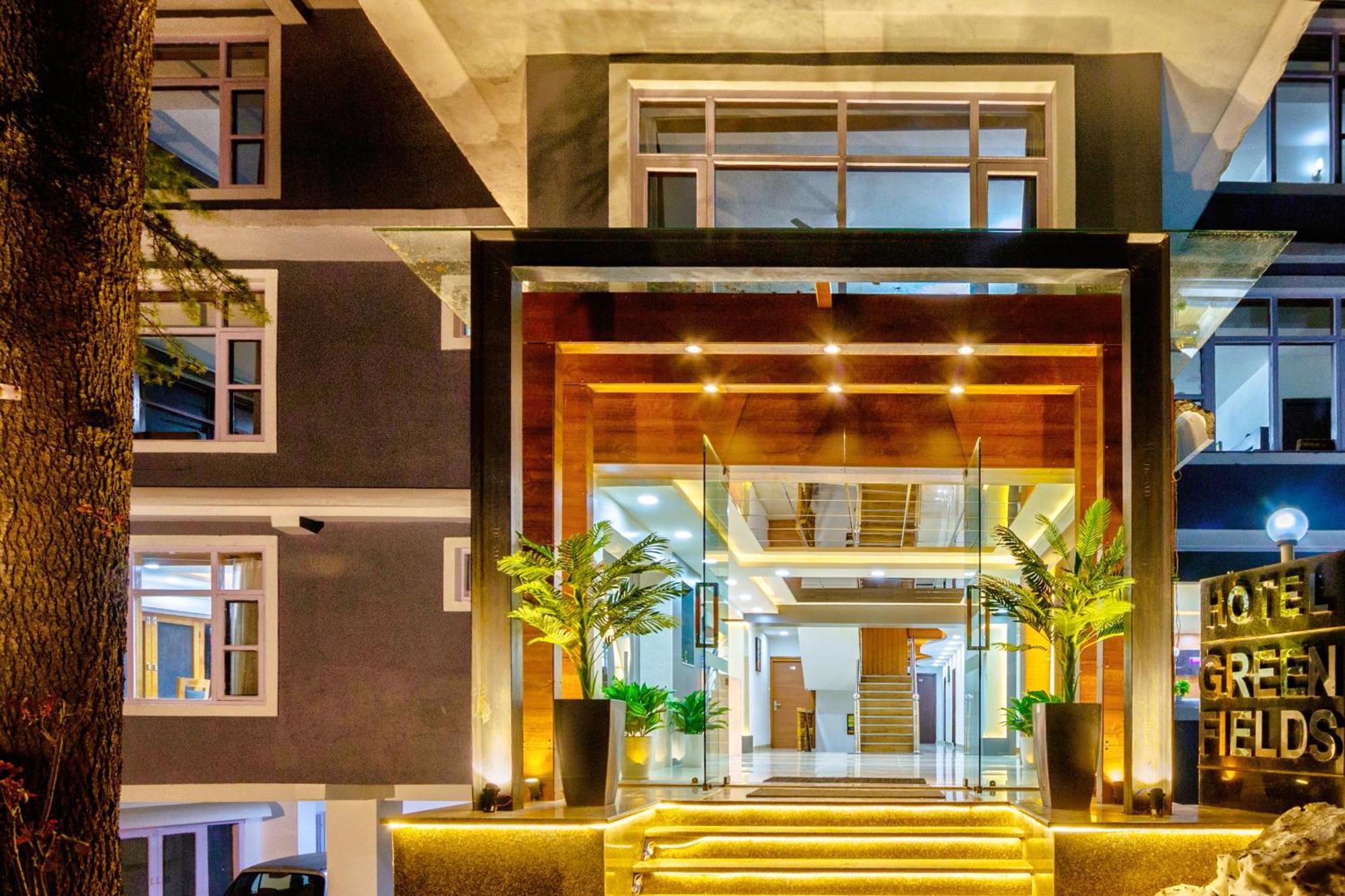 Hotel Greenfields Manāli Exteriör bild